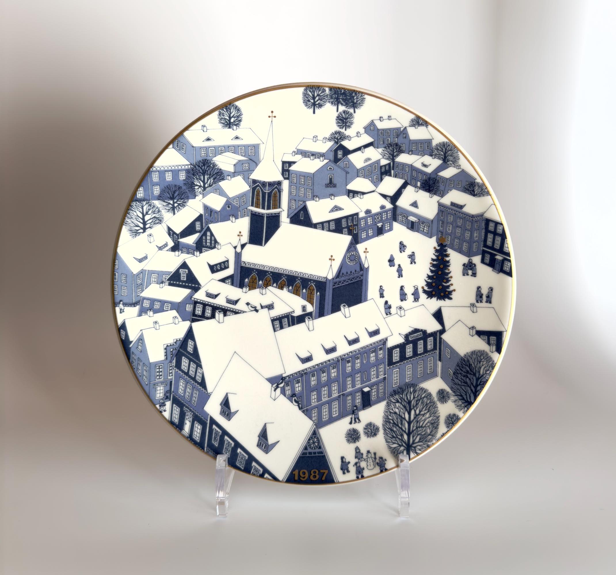 Arabia Finland Christmas Wall Plate Year 1987 Collectible Vintage