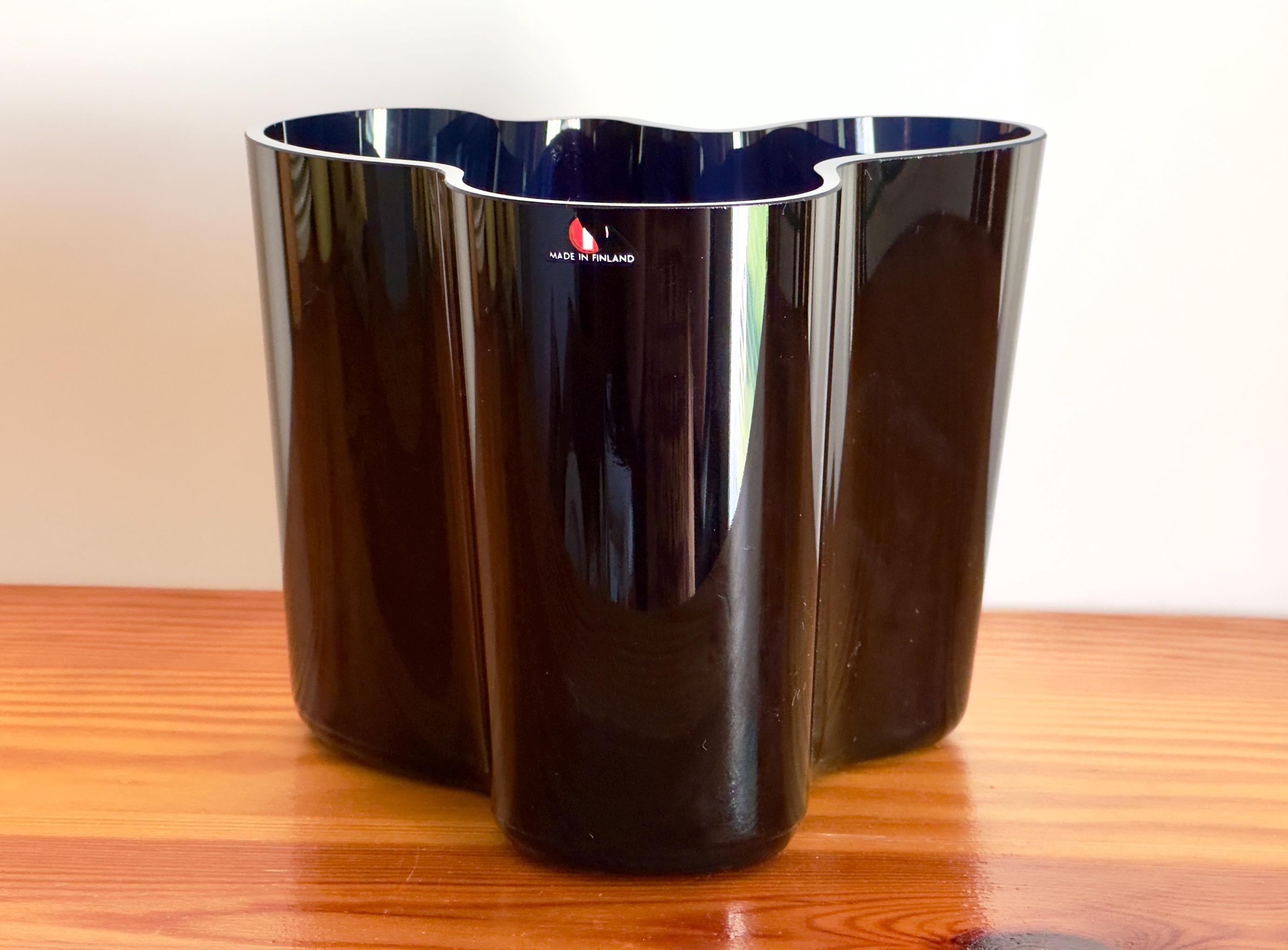Alvar Aalto Savoy Vase Rare Black Cobalt Special 120 Mm Art Glass