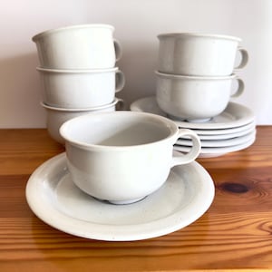 Pentik Finland Menu Teetassen Mit Untertassen 6 Sets 12 Stück Vintage Handbemalte Keramik von Anu Pentik