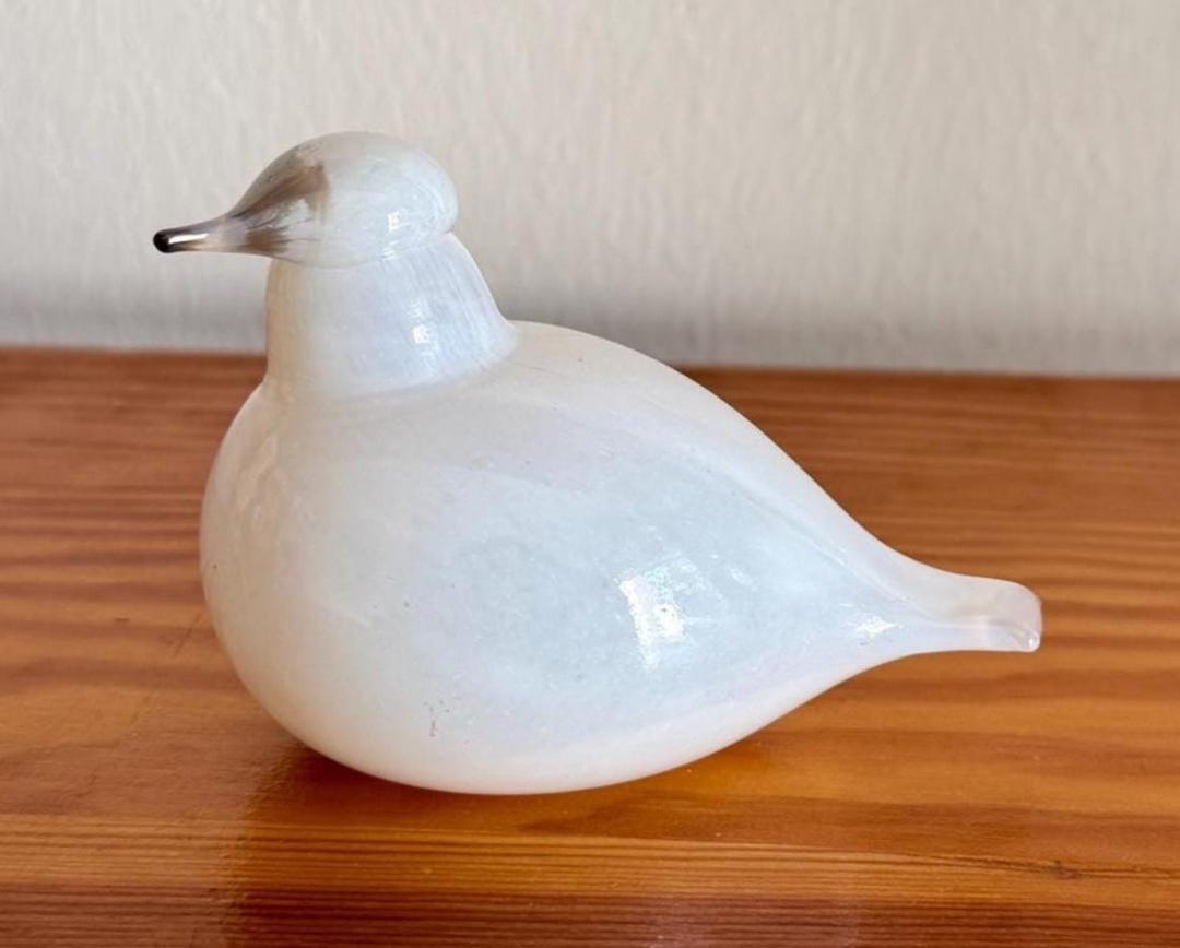 Oiva Toikka Snow Bunting (pulmunen) Glass Bird Opal White Design