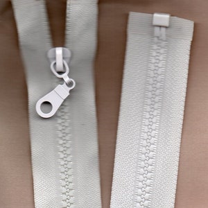 Zipper, divisible