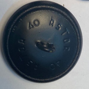 Bouton en cuir avec base en métal image 10