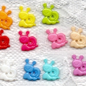 Children's buttons, snails, 3 pieces