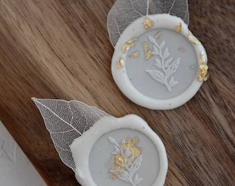 Self Adhesive wax seal with natural skeleton leaves and gold flakes