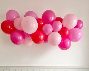 Ballongirlande Pink, Rosa, Rot, Fotowand Hintergrund für JGA, Geburtstag, Jubiläum, Hochzeitsdeko, Valentinstag, DIY Luftballonbogen Set