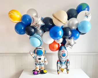 Balloon garland space astronaut children's birthday decoration, balloons for space party, balloon arch sky with stars, out of space event decoration