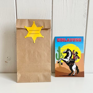 Cowboy children's birthday invitations with party bags, kraft paper bags and gold star stickers, Wild West party invitation cards and bags