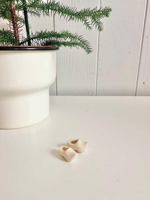 Wichtel Holzschuhe, Wichtel Zubehör, Miniaturen Schuhe für Wichtel, Weihnachtswichtel Schuhe, Puppenhaus Deko, Elfen Schuhe