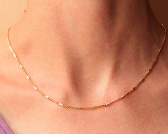 Simple Gold Chain Necklace , Minimalist Gold Necklace, Delicate Chain Stacking Necklace