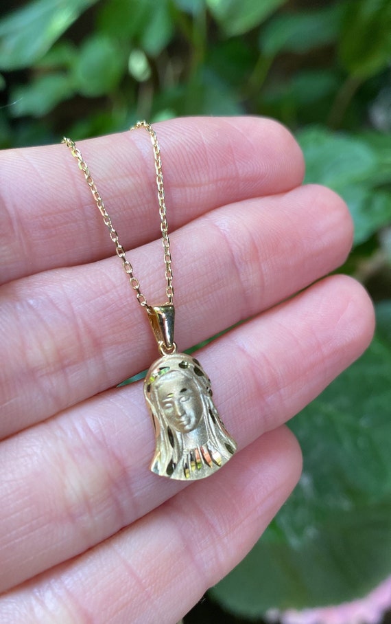 Solid Gold Small Virgin Mary Necklace – Lily & Roo