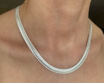 Wide Sterling Silver Herringbone Chain Necklace – Engraved Snake Design