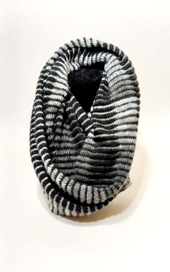 Knitted Womens Scarf- Wrap Around Scarf Black Whit