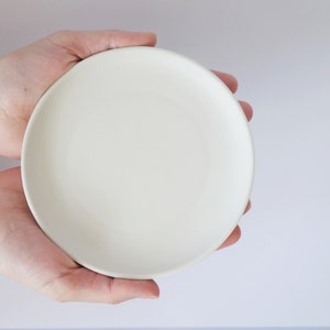Small porcelain plate Color 14.5 cm in different colours bread plate and saucer off-white