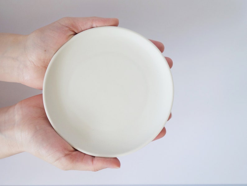 Small porcelain plate Color 14.5 cm in different colours bread plate and saucer off-white