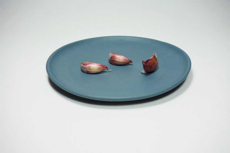 Farbige Porzellanteller mit einem Durchmesser von 18 cm, Frühstücksteller Bild 7