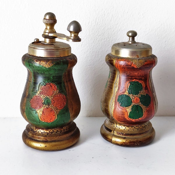 Antique Italian Salt Shaker and Pepper Grinder in Wood Florentine Style with Gold Accents