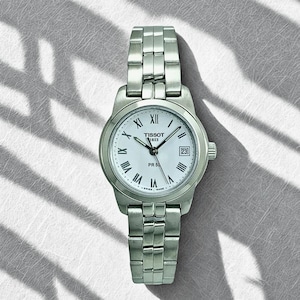 Women&#39;s Stainless Steel Watch: Roman Numeral Dial, Date Display