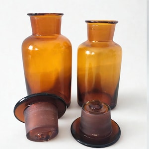 Set of 2 Antique Amber Glass Apothecary Bottles with Stoppers – 1940s Brown Belgian Pharmacy Jars – Medical Vintage Decor