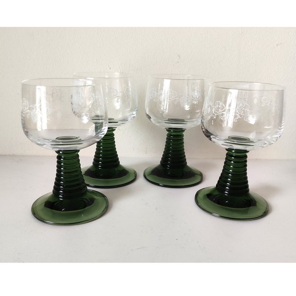 Set of 4 crystal German Roemer wine glasses with bee hive, green stem and grapes, vintage tableware, vintage wine glasses 100 cl