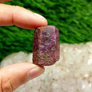 Zeer zeldzaam exemplaar van robijnkristal uit de mijnen / Reiki-energie gezegend ruw robijnkristal, Zeldzaam ruw exemplaar robijnkristal, Cadeauartikel...