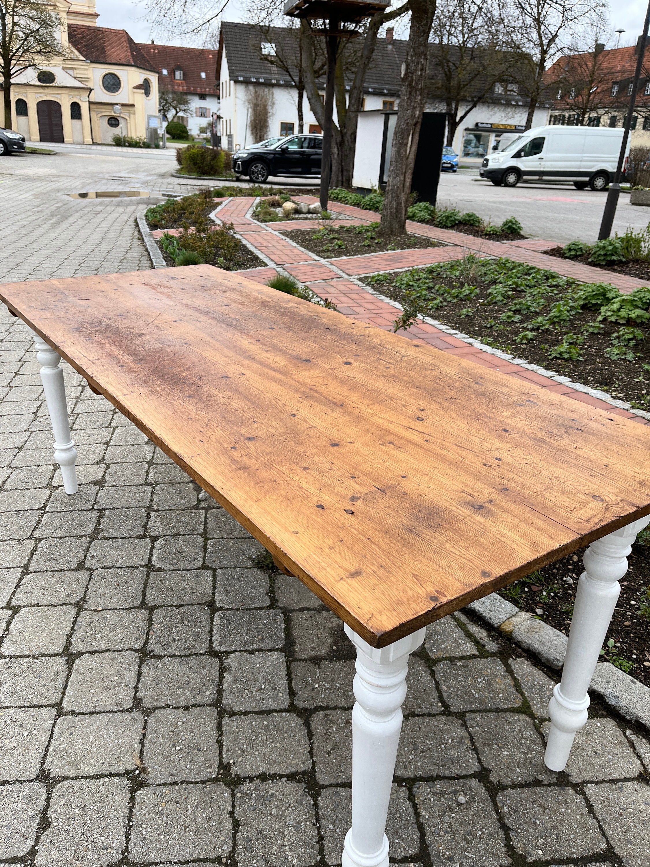Upcycle dining table