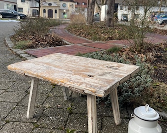 antiker Beistelltisch, Tischchen, Couchtisch, Couchtischchen, Konsole