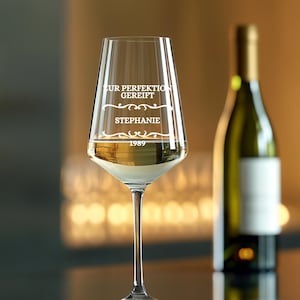 Verre à vin cadeaux personnalisés avec gravure * Mûri à la perfection - Stéphanie* Cadeau d&#39;anniversaire pour petite amie collègue Fête des mères Leonardo