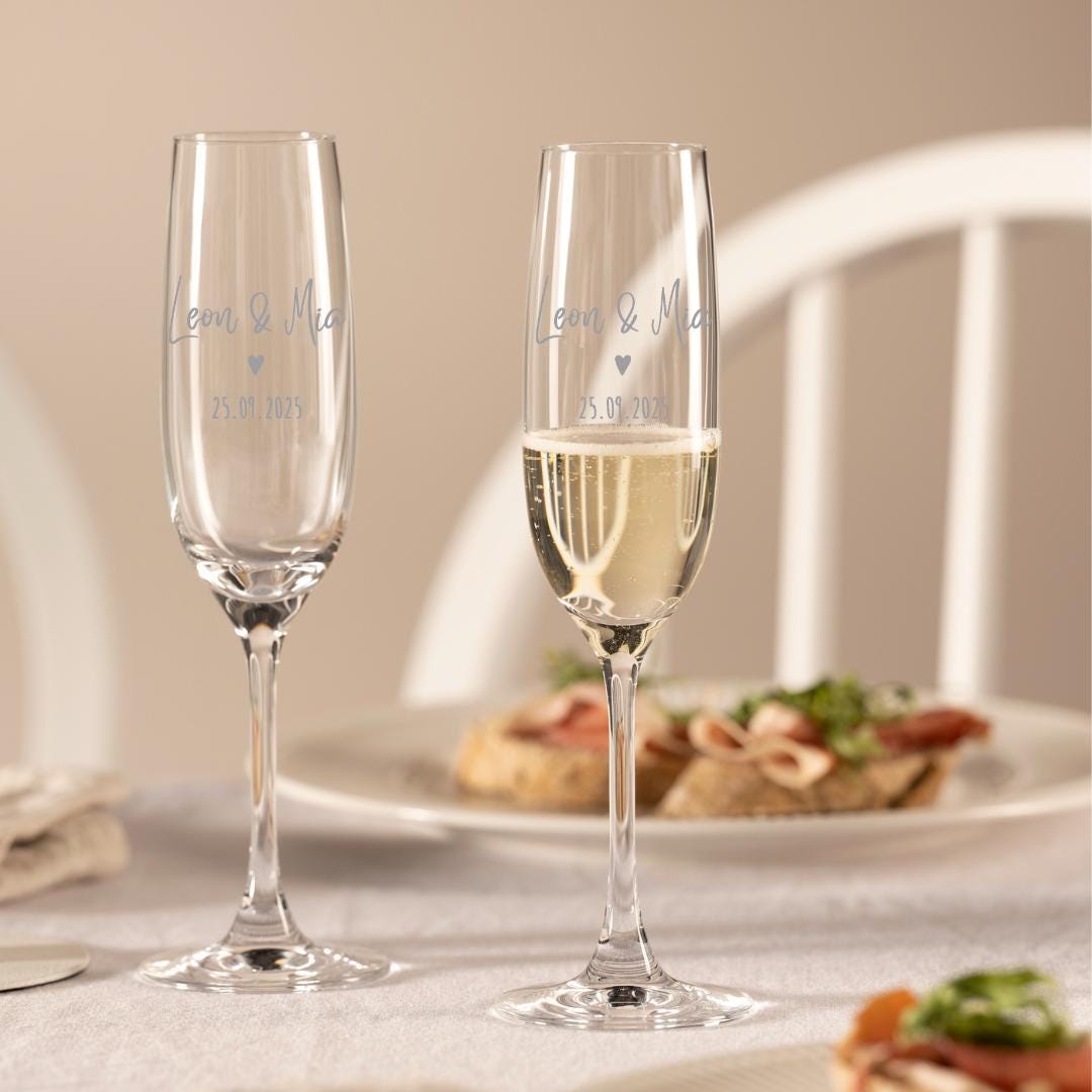 Due bicchieri di champagne Leonardo Cheers con incisione Motivo
