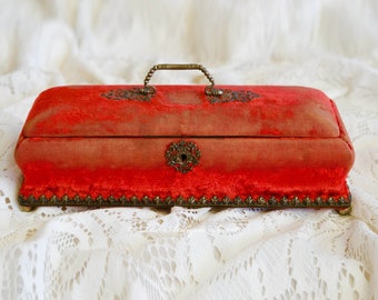 Victorian Napoleon III Red Velvet Glove Box, Renaissance Style