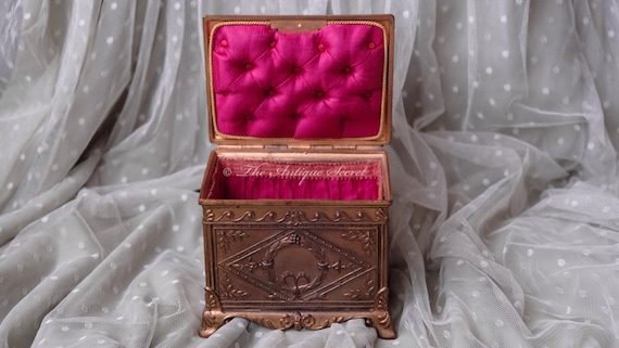 Antique Napoleon III Regule Jewelry Chest, Hot Pink Tufted Silk Interior, Louis XV Aesthetics