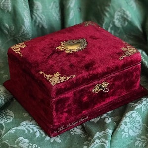 Absolutely beautiful antique 19th century victorian jewelry box in burgundy velvet and bright magenta pink silk in exceptional condition image 1