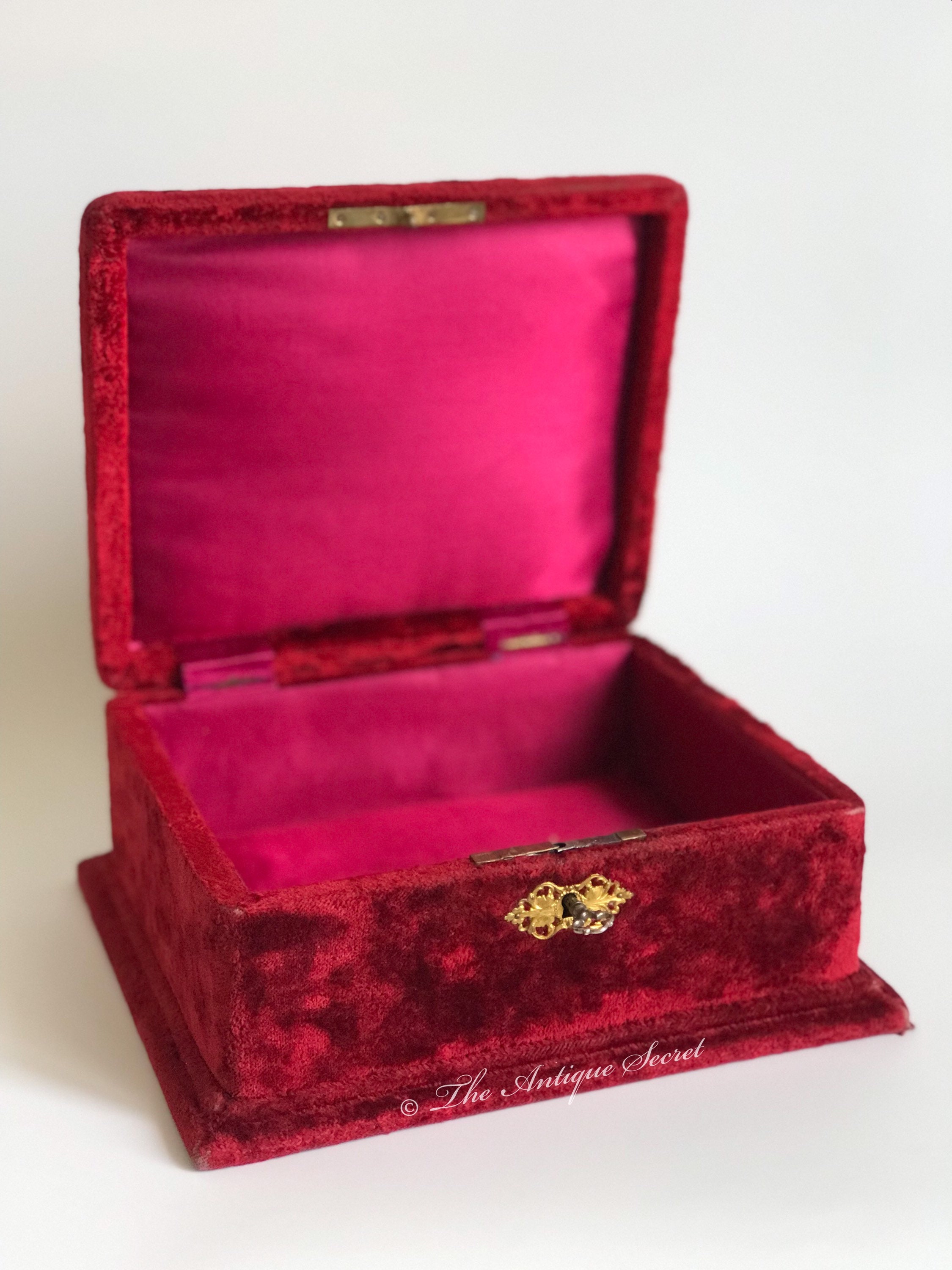 Antique Victorian Velvet Jewelry Box, Magenta Silk Lining  display picture 2