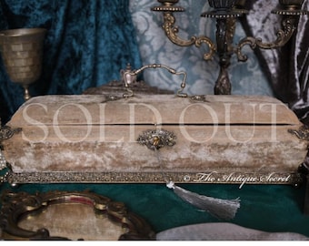 Victorian Velvet Glove Box, Napoleon III Tufted Silk, Renaissance Style