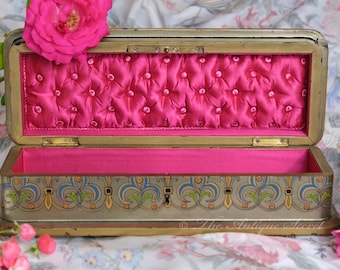 Simply extraordinary 19th century french Napoleon III jewelry glove box handpainted, pink tufted silk interior, Victorian Egyptomania