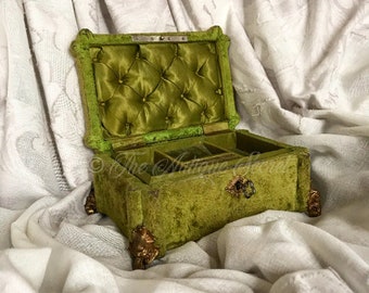 SOLD - Oustdanding antique victorian jewelry box olive green velvet and brass details late 1800s