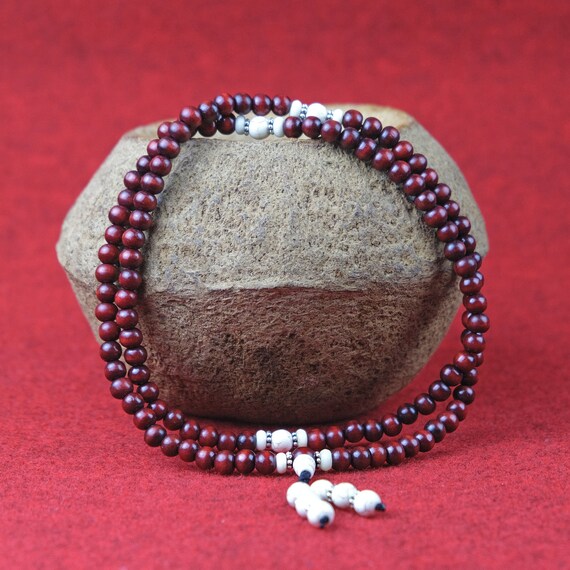 108 Kralen Mala Rozenkrans Ketting Handgemaakte Kwast Yoga Charme Sieraden Voor Vrouwen 6mm Rode Natuursteen Geknoopt Lange Ketting Mannen Cadeau