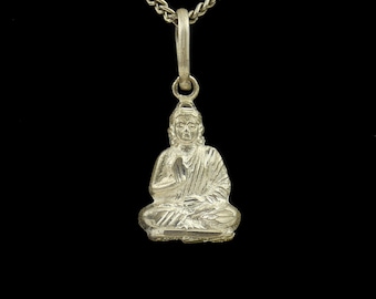 Pendentif en argent antique Bouddha assis chance talisman cadeau calme bouddhiste Ladakh Inde chance t162