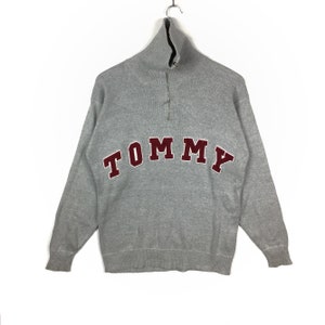 Vintage 90s TOMMY HILFIGER Sweatshirt Spellout Big Logo Embroidery Pullover Jumper Tommy Hilfiger Grey Colour Small Size Turtleneck Sweater