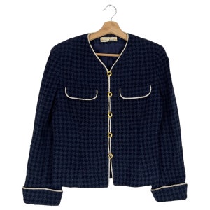 Miss chloe tweed cropped button jacket