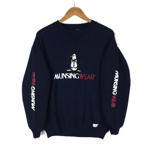Vintage 90s Munsingwear Sweatshirt Big Logo Embroidery Blueblack Colour Large Size Pullover Jumper