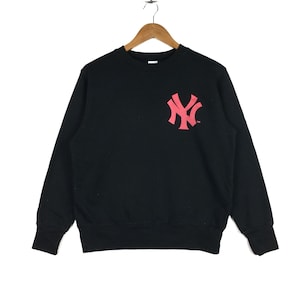 NEW YORK Sweatshirt NY Majestic Spellout Crewneck Medium Size Pullover Jumper  Sweater