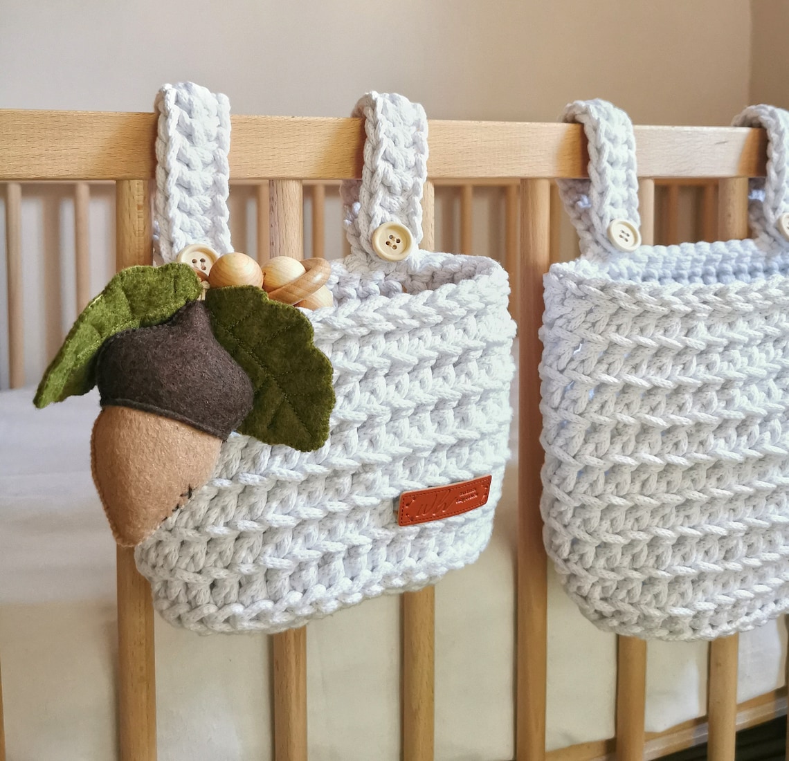 Crib Organizer, Crib Hanging Basket for Baby ,crib Hanging Storage