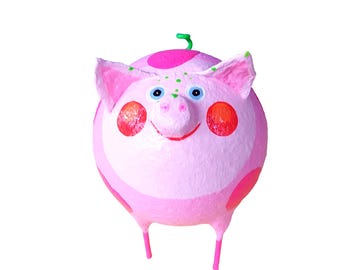 Cochon rose, environ 12 cm de haut, en papier mâché, porte-bonheur, talisman, fait main et peint à la main, pièce unique et originale, qui attire le regard.