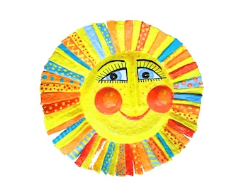 Sculpture de soleil, environ 18 cm de haut, en papier mâché