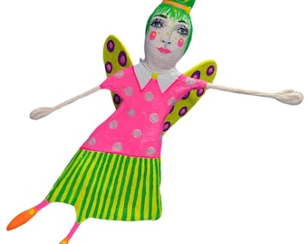 Engel zum Aufhängen – sehr bunte Figur aus Pappmaché – Handgefertigtes Unikat, farbenfrohe Deko zum Aufhängen, Folk Art