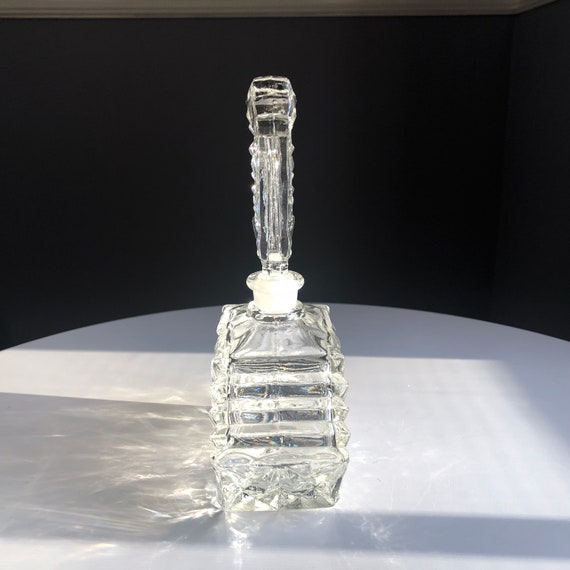 Vintage Clear Glass Art Deco Perfume Bottle Chevr… - image 4