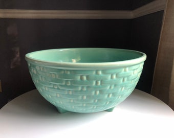 Vintage Weller Light Green Pierre Basketweave Bowl 11” Three-foot