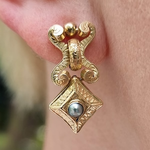 Victorian 9ct Yellow Gold Pearl Drop Earrings