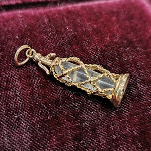 Vintage Seltzer Flasche Anhänger 9ct Gold