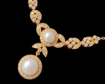 Vintage 18ct Yellow Gold Diamond and Pearl Necklet, 2.57 Carats